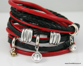 Handgemaakte leren armband rood en zwart diverse bandjes