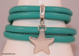 Stars on Colourz turquoise leren armband met ster bedel