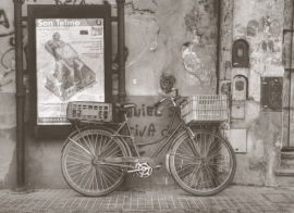 Dutch Wallcoverings Fotobehang.  CL86A   City Love/Vintage