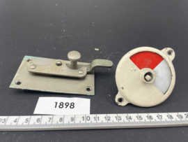 nr. 1898 oud toilet slot