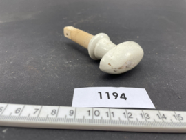 nr. 1194 antieke knop hout