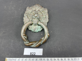 nr. 822 antieke leeuwenkop klopper