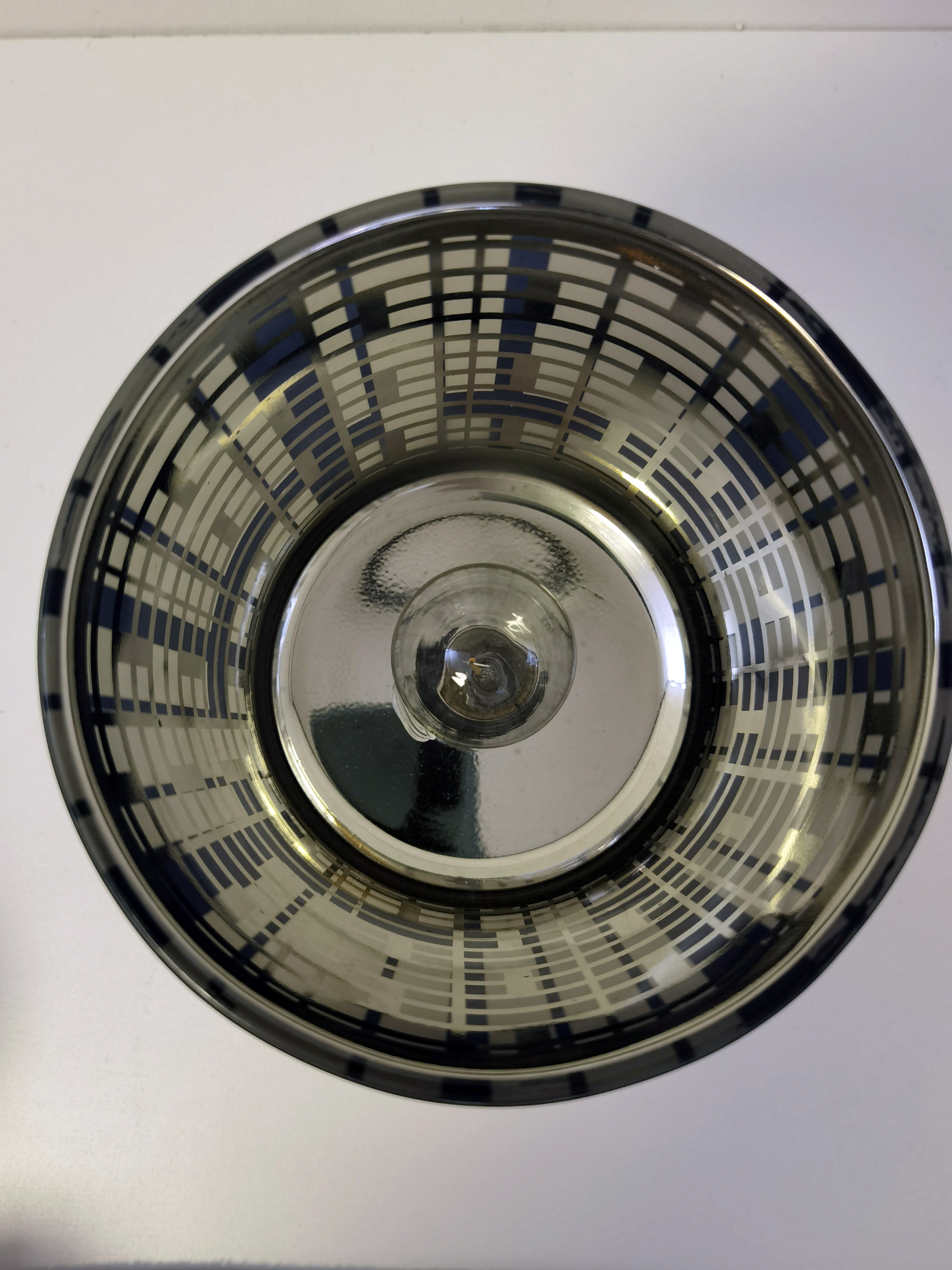 Windlicht - Led Lamp - Ø 15cm - Dik Glas - Hoogte:17cm - zwart - Mat glas - Modern