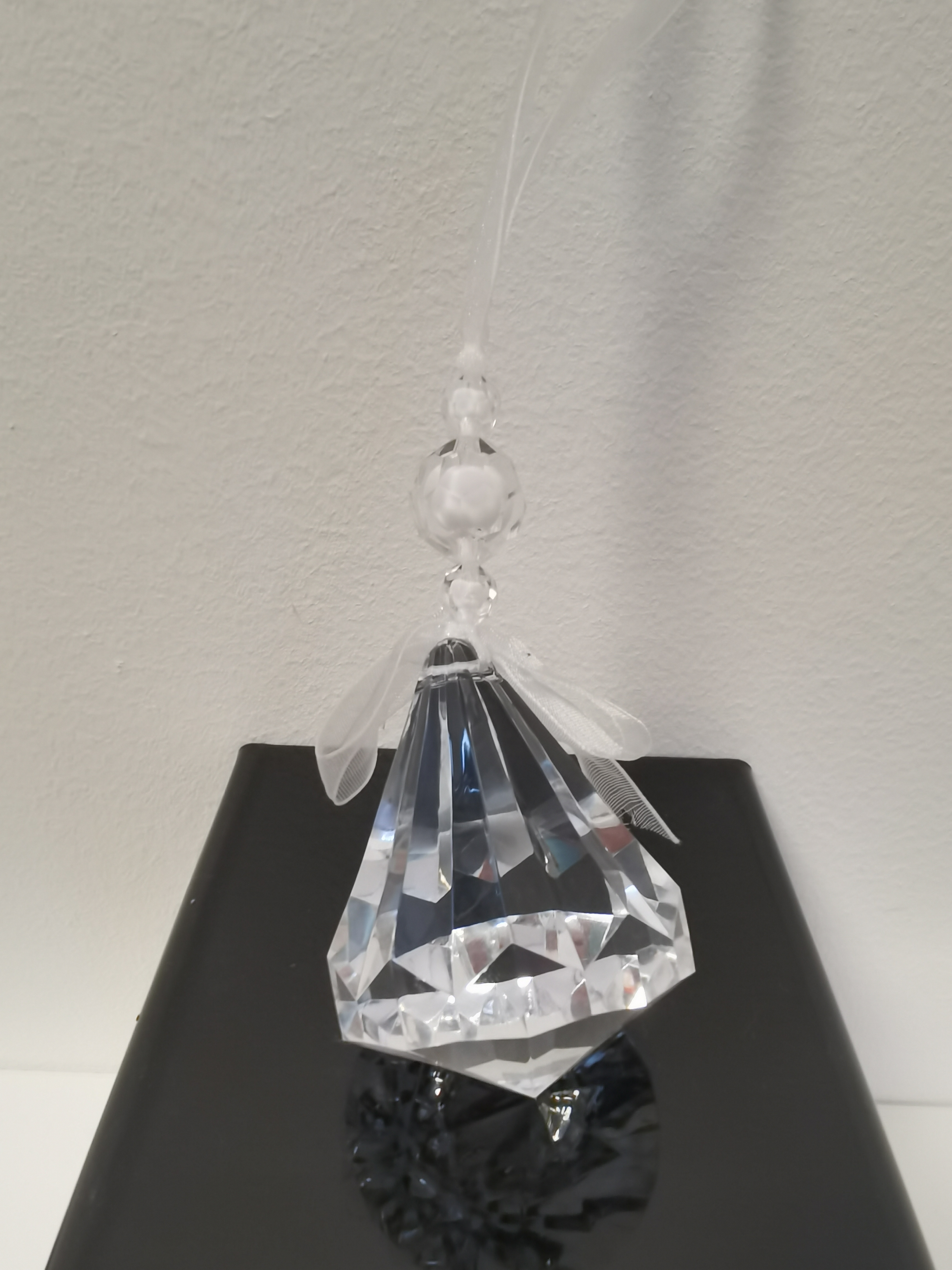 Hanger - Decoratie -  Elegante - Acryl - Incl. koord - Diamant -  20xØ5cm.