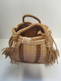 Mand - Hand Made - Decoratie - Handvaten  - 16x23x23cm - Bruin - Jute.