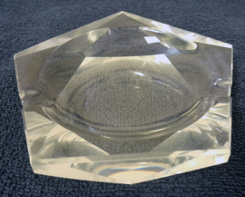 Asbak - Glas - 5 hoek - 10x11cx3m. - Ø11cm - Hoogte 2 cm