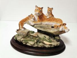 Tijger- met welpen - Country Artist - Oranje/Wit - 22cm