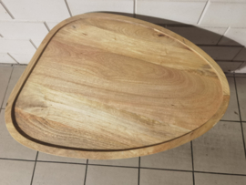 Salon tafel - Tafel - Ovaal - Bijzet tafel - Metaal - Mango  - Hoog 55cm - 81x60cm - opzet rand