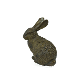 Bronzen zittend konijn beeld