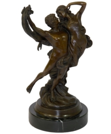 Bronzen beeld dansend liefdespaar