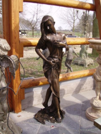 Badende vrouw bronzen fontein
