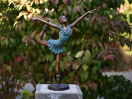 Ballerina danseres bronzen beelden