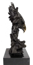 Arendskop bronzen beeld