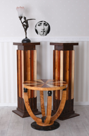 Zuilen en pilaren van marmer of hout