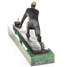 Bronzen curlingtrofeebeeld