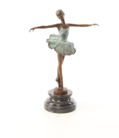 Ballet bronzen meisje beeld