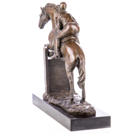 Twee paardendressuur bronzenbeelden