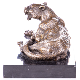 Luipaard of panter bronzen beeld