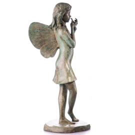 Elf of fee met fluit bronzen beeld