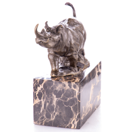 Neushoorn staand bronzenbeeld
