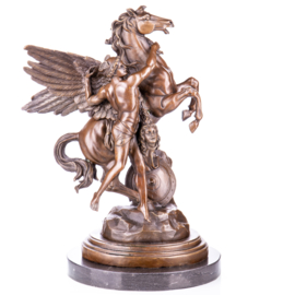 Bronsbeeld Perseus met Pegasus hoofd  Medusa