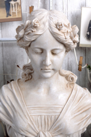 Jugendstil buste Madame Camille