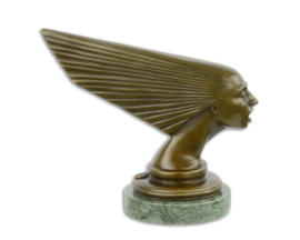 Bronzen Spirit of the wind mascotte