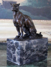 Zittende panter bronzen beeld