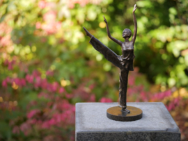 Jazzballet en danseres beelden brons
