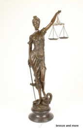 Vrouwe Justitia 98,4 cm brons beeld