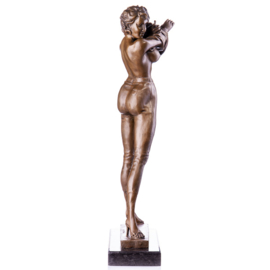 Vrouw die zich uitkleed brons beeld