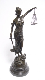 Bronzen vrouwe Justitia 44,7 cm