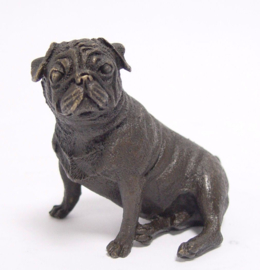 Bronzen zittend buldog puppy hond beeld