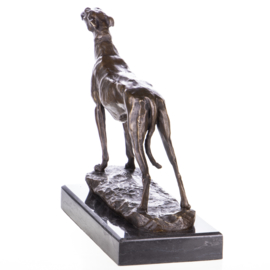 Hazewind whippet hond bronsbeeld