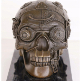 Steampunk doodshoofd bronzenbeeld