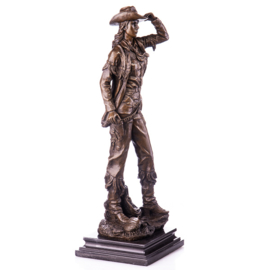 Cowgirl western bronzen beeld