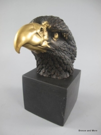 Arend adelaar kop bronzen beeld
