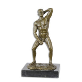 Bevredigende man bronzen beeld