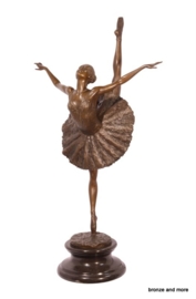 Ballet danseres brons beeld