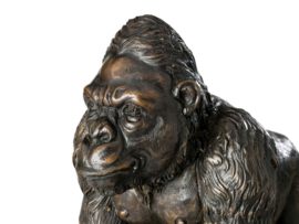 Gorilla mensaap bronsbeeld