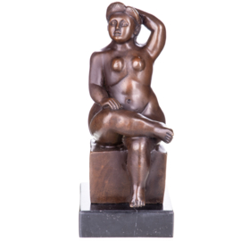 Botero bronzen vrouwenbeelden