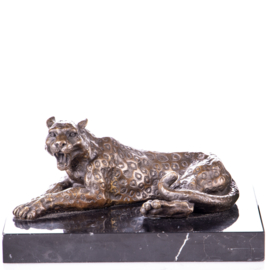 Luipaard of panter bronzen beeld