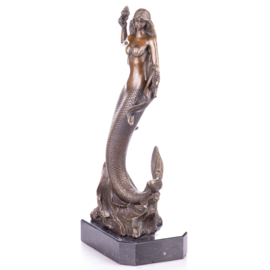 Zeemeermin met zeepaardje bronzenbeeld