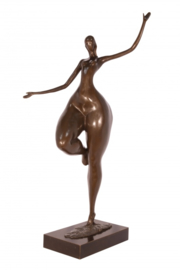 Bronzen beeld van een naakte vrouw