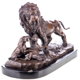 Bronzen beeld leeuw met welpen