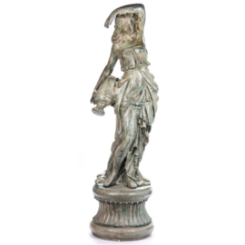 Bronzen fontein vrouw met kruik