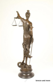 Vrouwe Justitia 98,4 cm brons beeld