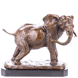 Bronzen olifant beeld naar Barye
