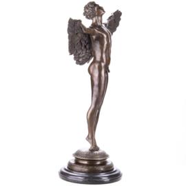 Icarus gevleugeld bronzenbeeld