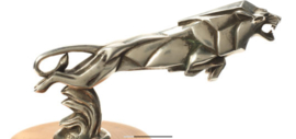Auto mascotte leeuw brons beeld